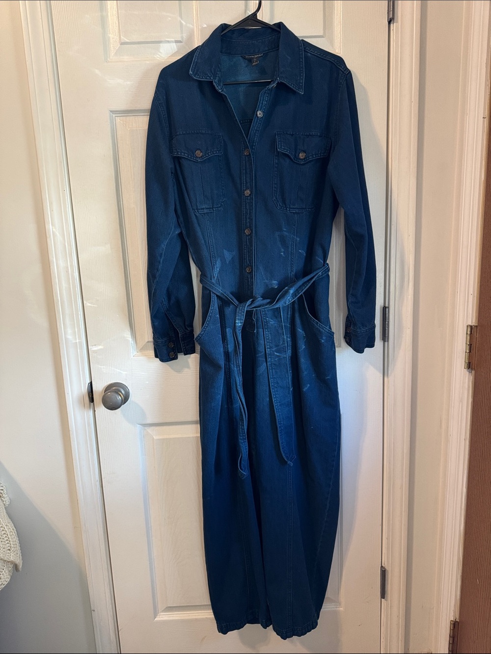Women’s Banana Republic denim jumper. Long sleeve with tie belt. Size large